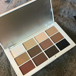 Make up by Mario master mattes eyeshadow palette